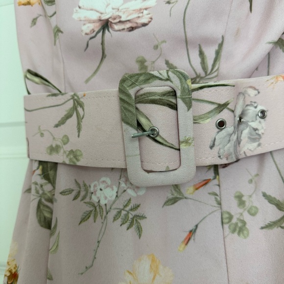 Asos pleated floral dress - Picture 3 of 6